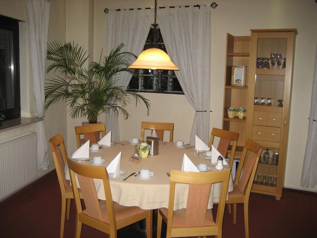 Hotel Zum Schnackel In Mainz Wiesbaden Buitenkant foto