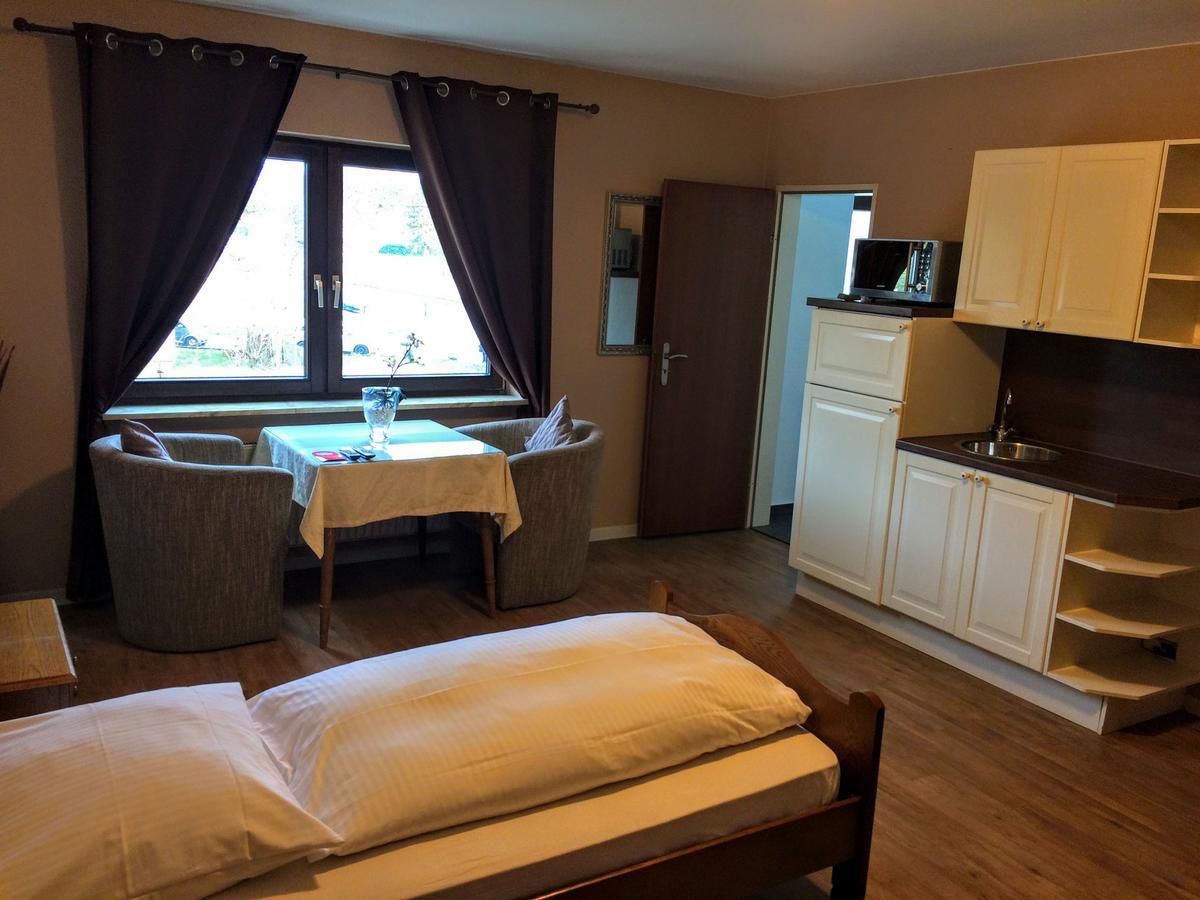 Hotel Zum Schnackel In Mainz Wiesbaden Buitenkant foto